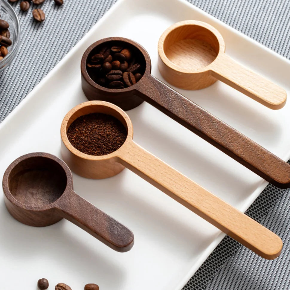 1PC Walnut coffee scoop, solid wood scoop, gram scoop, coffee powder and milk powder measuring spoon.